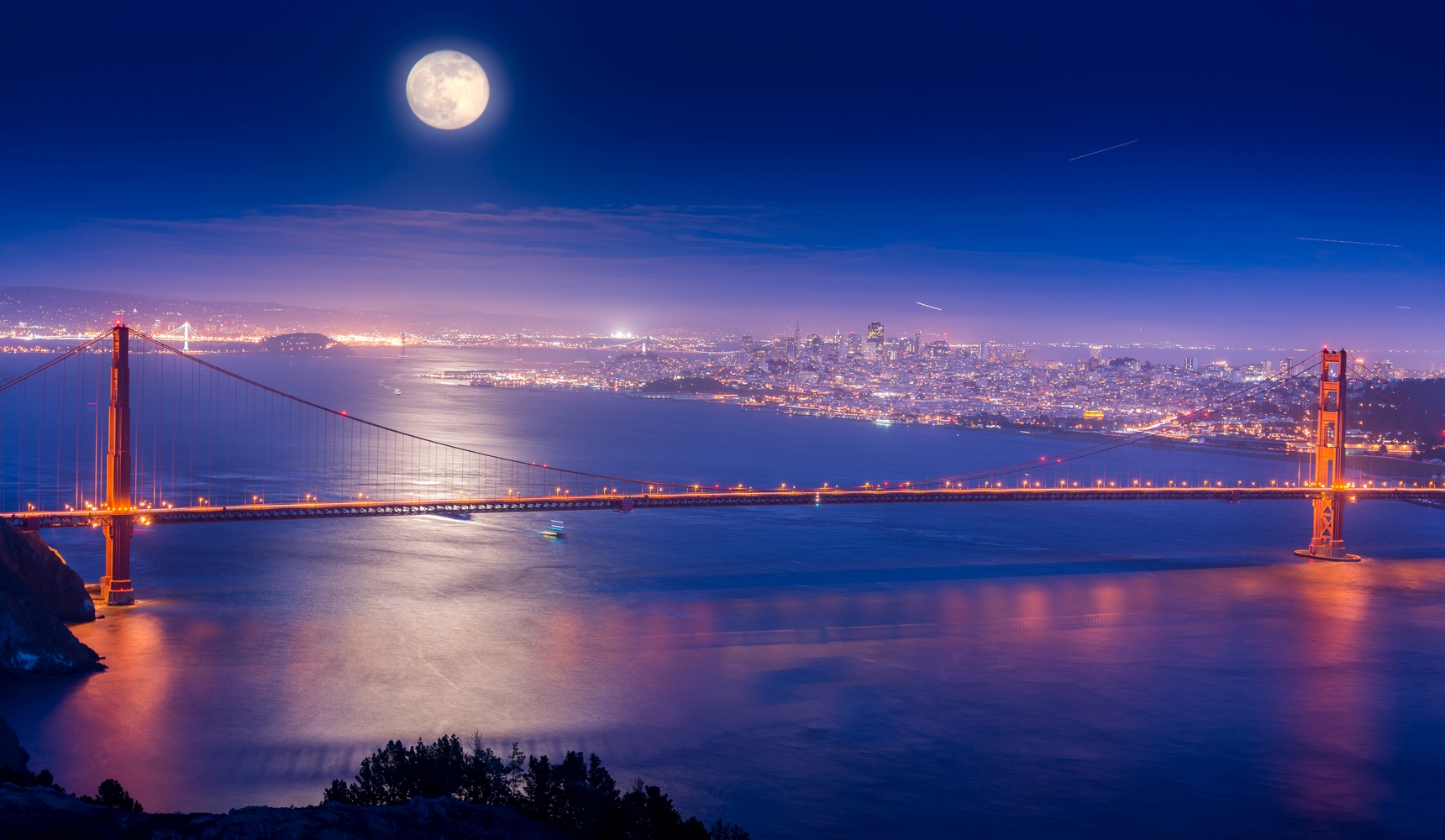 Moonrise Over The Golden Gate Bridge (Image)